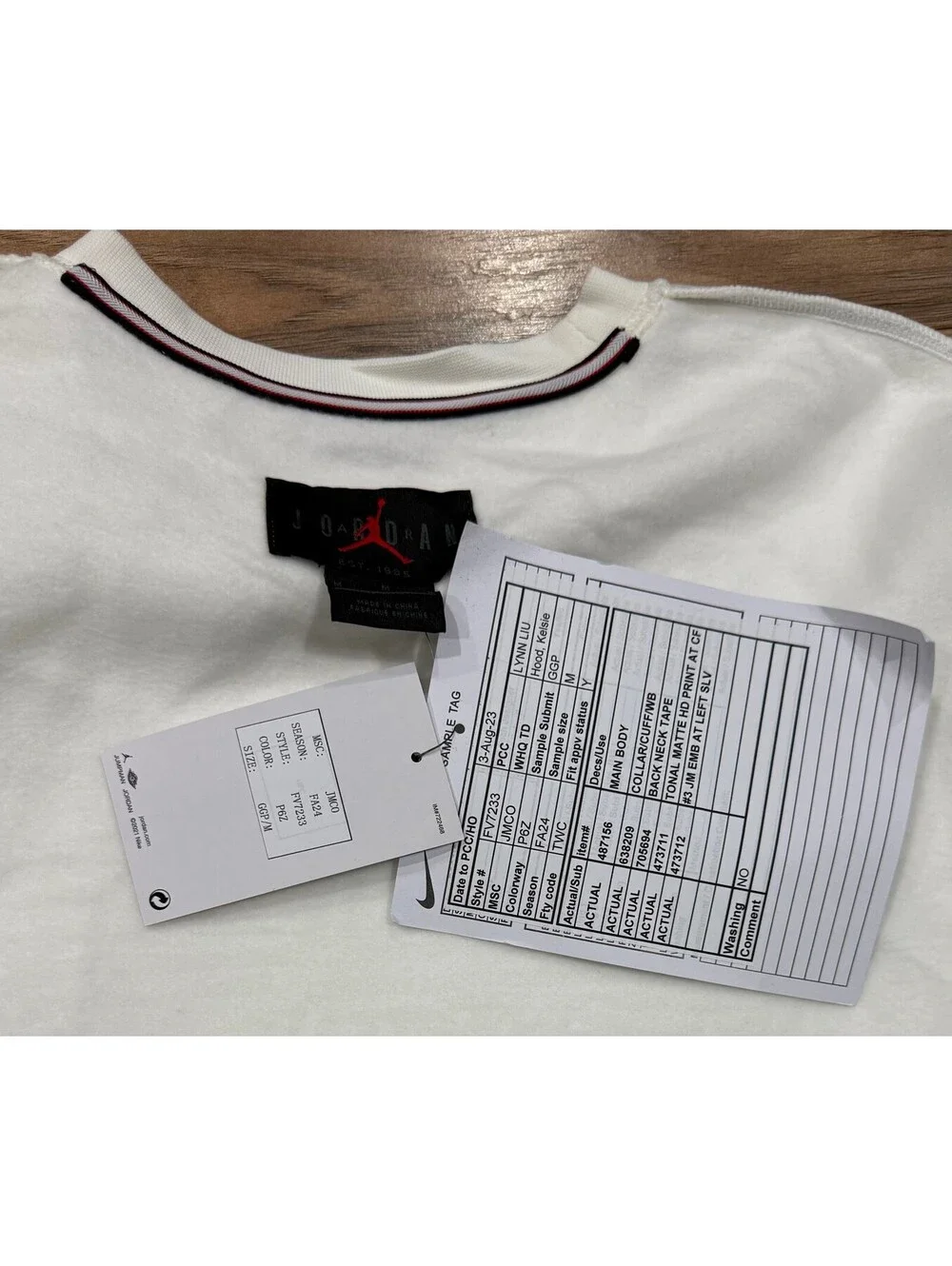 Jordan Flight Essentials Crewneck Sweatshirt *Exlcusive*
